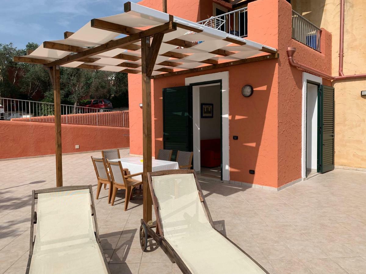 Appartamenti "Torre Del Mito" Santa Cesarea Terme Exterior foto
