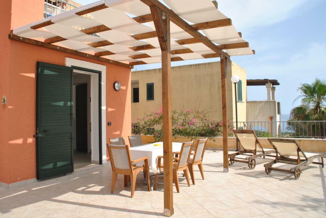 Appartamenti "Torre Del Mito" Santa Cesarea Terme Exterior foto