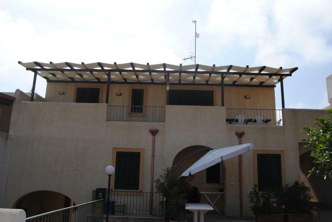 Appartamenti "Torre Del Mito" Santa Cesarea Terme Exterior foto
